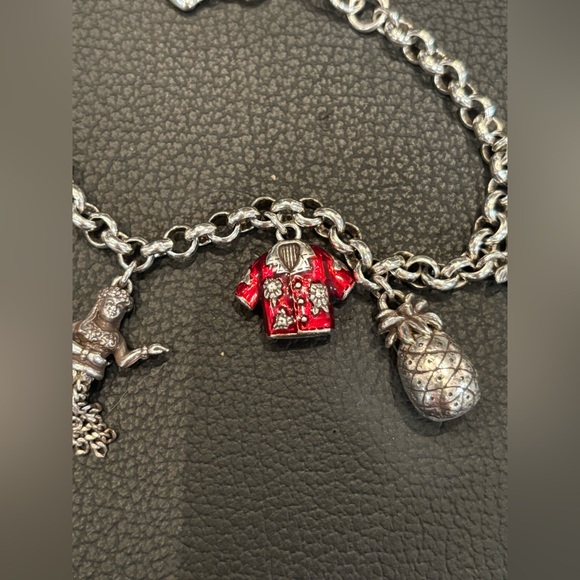 Brighton Hawaii state Silver Charm Bracelet - Picture 9 of 11